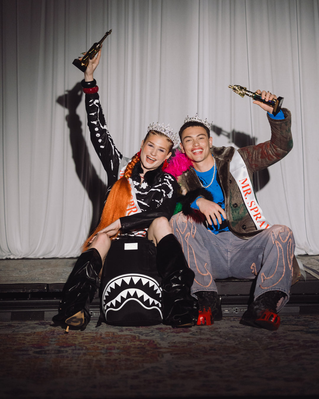 SHARK CENTRAL 2 - BLACK WHITE BACKPACK
