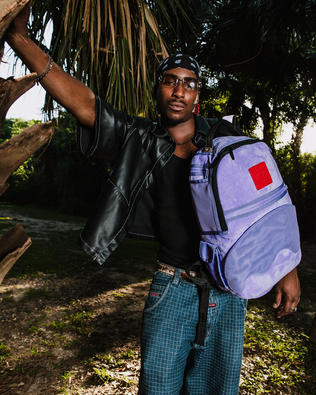 NOOO WAY!!! A REVERSIBLE BACKPACK - PURPLE VELOUR TO OG SHARKS IN PARIS BACKPACK